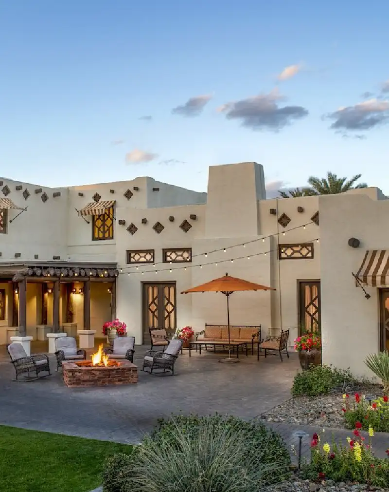 Outdoor seating area at The Wigwam, Phoenix with fire pit